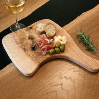 Planche à apéro en frêne